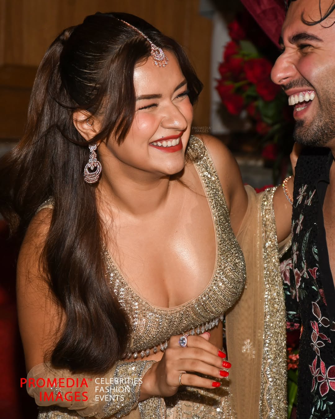 Avneet Kaur at Diwali Bash wearing Azotiique