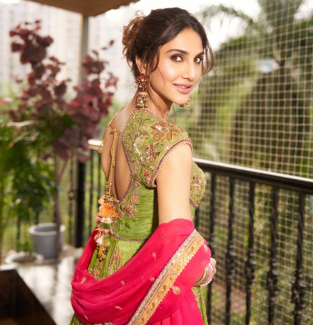 Vaani Kapoor in Azotiique at Festival of Lights